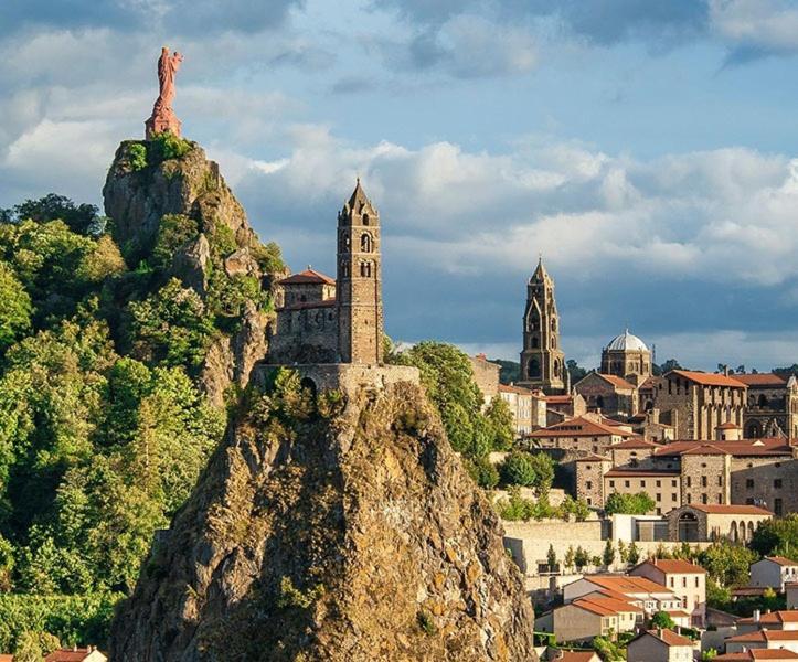Appartement Vue Imprenable Le Puy-en-Velay Exterior foto